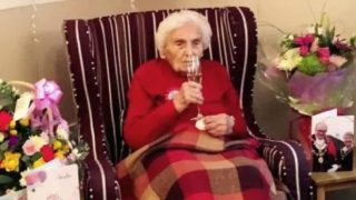 Баба Калина е родена през 1910г Вижте режима й на хранене