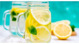Казват, че пиенето на вода с лимон сутрин е добро за вас: Ето какво не ви казват