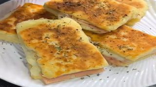 Пълнени гръцки банички – бърза и вкусна закуска за по-малко от 15 минути