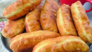 Домашни мекици за начинаещи: подробна рецепта стъпка по стъпка с професионални съвети и грешки, които да избягваш