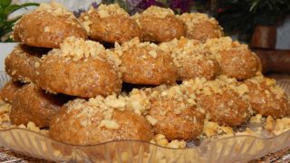 Меломакарона – ароматът на мед, портокал и канела изпълва кухнята и създава усещане за уют и топлина