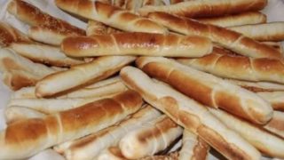 Солени пръчици от хлебно тесто – лесна и много вкусна рецепта